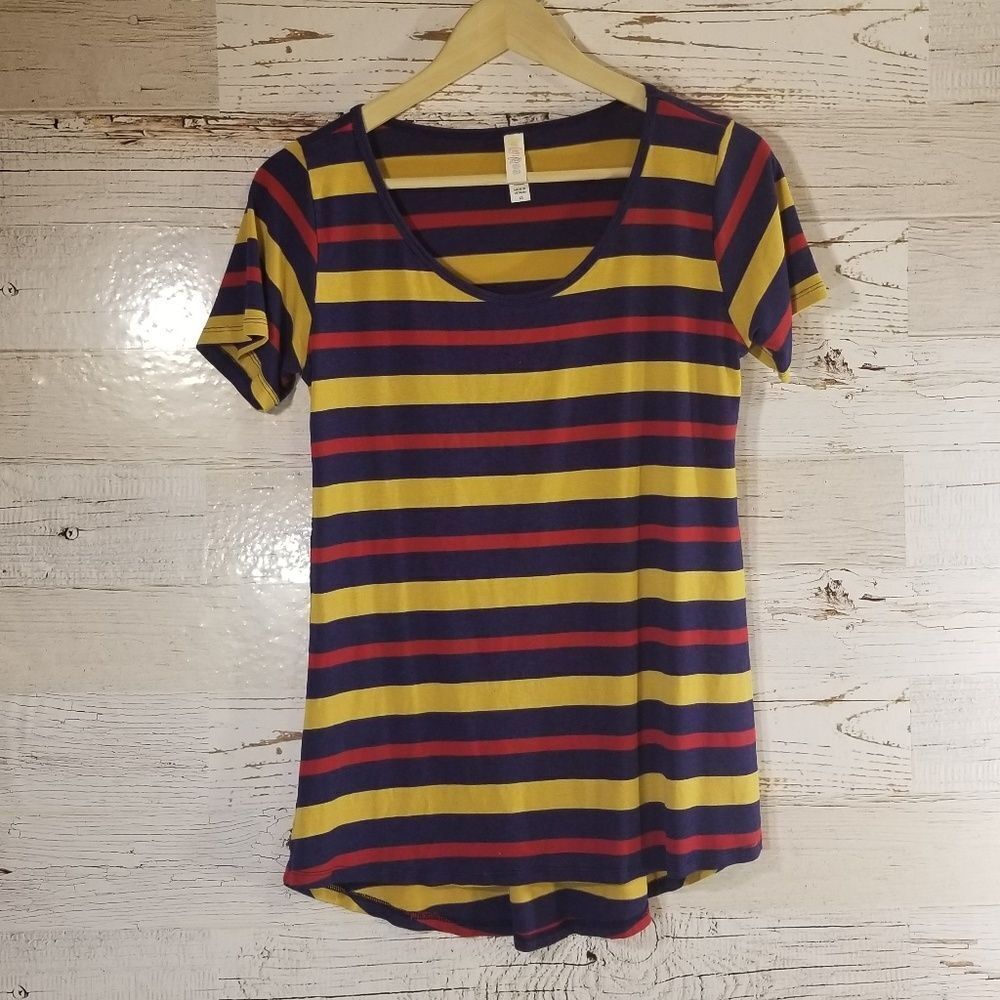 LuLaRoe‎ stripe comfy tee